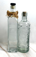 Wine Bottles Set (2) Green Wine Bottle Decanter with Cork Lids