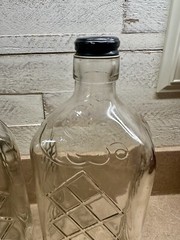 VINTAGE WINE BOTTLES, SET
