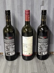 ⭐⭐⭐⭐⭐ *Set of 3* EMPTY Stella Rosa Black & Red Berry Wine Bottles 750mL w Lids
