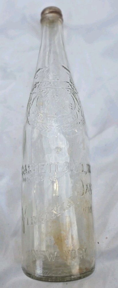 Vintage Garrett & Co Virginia Dare Wine Bottle New York Embossed  4/5 Quart
