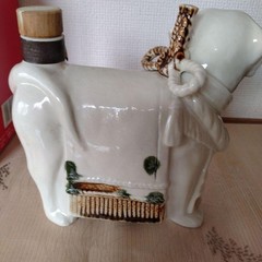Suntory Japanese Zodiac Pottery Empty Bottle with Box A