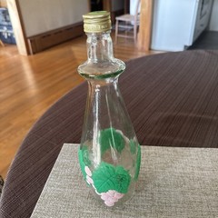 Vintage hand painted 4/5 Quart Wine Bottle (Item SB30)