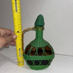 MCM Viresa Plastic Scoubidou Woven Wicker Wine Bottle Jug Metal Handle Green