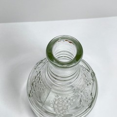 Vintage 4/5 Quart Glass Bottle Decanter 8&Prime; tall Grapes & Leaves Design w/ Top