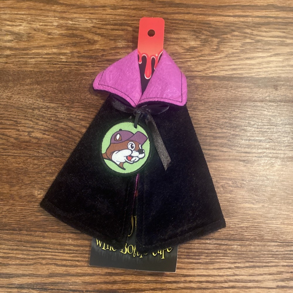 Buc-ee’s Vampire Halloween Wine Bottle Cape 2023 New W/ Tag Elf On Shelf Clothes