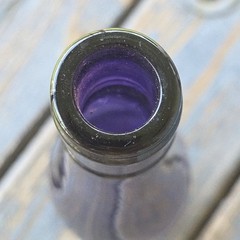Antique Garrett&rsquo;s Virginia Dare Norfolk VA Irradiated Purple Wine Bottle 12.75&Prime;