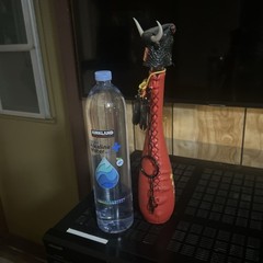 VTG RED WINE BOTTLE-Botella Torcida Sangria Bulls Head & Bull Fighter W/Chain