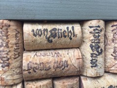 Algoma Wisconsin VON STIEHL Winery Corks Wine Cork Serving Tray Party Pool 13/18