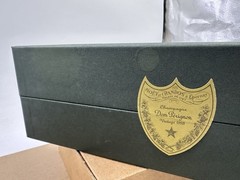 Vintage 1988 Cuvee&rsquo; Moët Dom Perignon Champagne Empty Box Uncut Sticker
