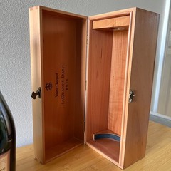 Empty 1989 Veuve Clicquot La Grande Dame Rose Bottle Wood Box Cork Wire Cage Set