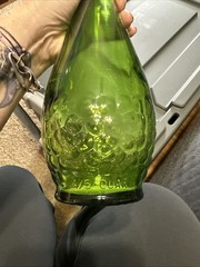 Vintage 4/5 Quart Gallo Wine Flavor Guard Bottle Embossed Grapes Green Glass