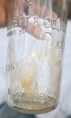 Vintage Garrett & Co Virginia Dare Wine Bottle New York Embossed  4/5 Quart