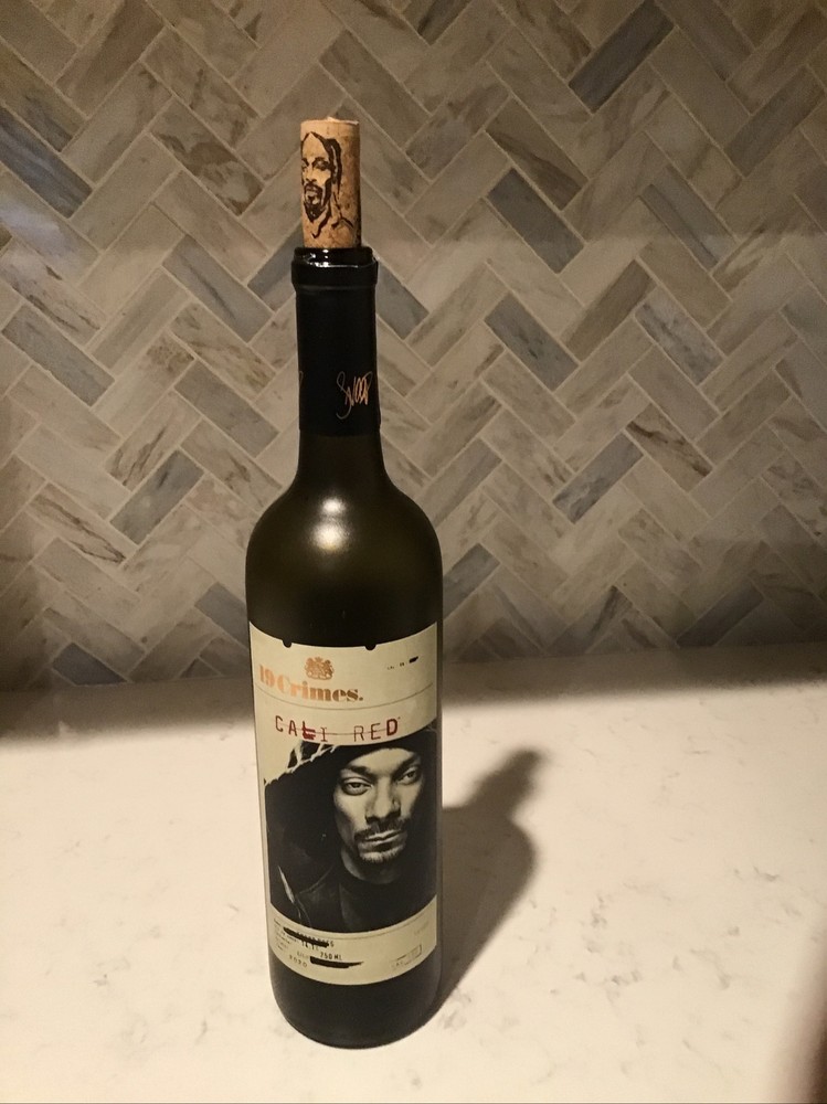 Snoop Dogg Cali Red 19 Crimes Empty Green 750 mL Wine Bottle 2020. with cork