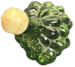 Green Glass Grapes Bunch Wine Bottle Plastic Lid Vintage