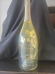 PERRIER JOUET BELLE EPOQUE 2004 BLANC DE BLANCS FACTICE DUMMY DISPLAY MAGNUM 1.5