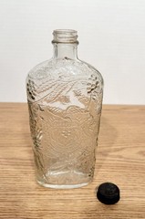 Vintage GARRETT&rsquo;S AMERICAN WINES 4/5 Pint Bottle – Very Good Condition