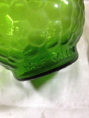 Vintage Gallo Half-Gallon Green Glass Wine Bottle Embossed Grapes Flavor Guard