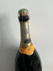 VEUVE CLICQUOT PONSARDIN 24&Prime; CHAMPAGNE DUMMY DISPLAY COLLECTIBLE EMPTY BOTTLE