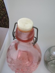Lot Of 2 VTG CASADIS MILANO JUS DE FRUIT Pink Decanter 2 Liter & 4 Chamber Jugs