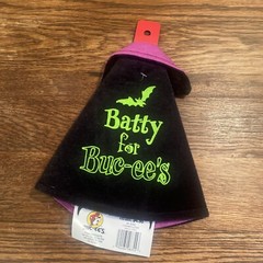Buc-ee’s Vampire Halloween Wine Bottle Cape 2023 New W/ Tag Elf On Shelf Clothes