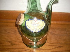 Vintage Chanti Spada Italian Wine Bottle Decanter with Ice Chamber.