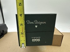 Vintage 1988 Cuvee&rsquo; Moët Dom Perignon Champagne Empty Box Uncut Sticker