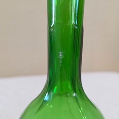1910&rsquo;s Emerald Green ROYAL MINT SAUCE Antique Bottle 6.25&Prime; H USA Made