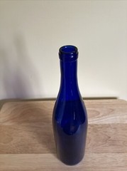 Cobalt Blue Glass Wine Bottle — 750 ml.