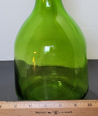 Vintage USA Green Glass 1/2 Gallon Bottle Decanter #810 No lid