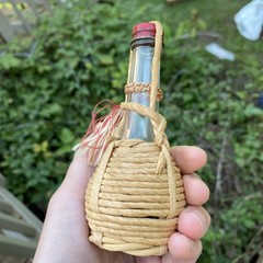 VTG California Chianti Wine BOTTLE EMPTY w Cap & RATTAN WRAP 1/10pt