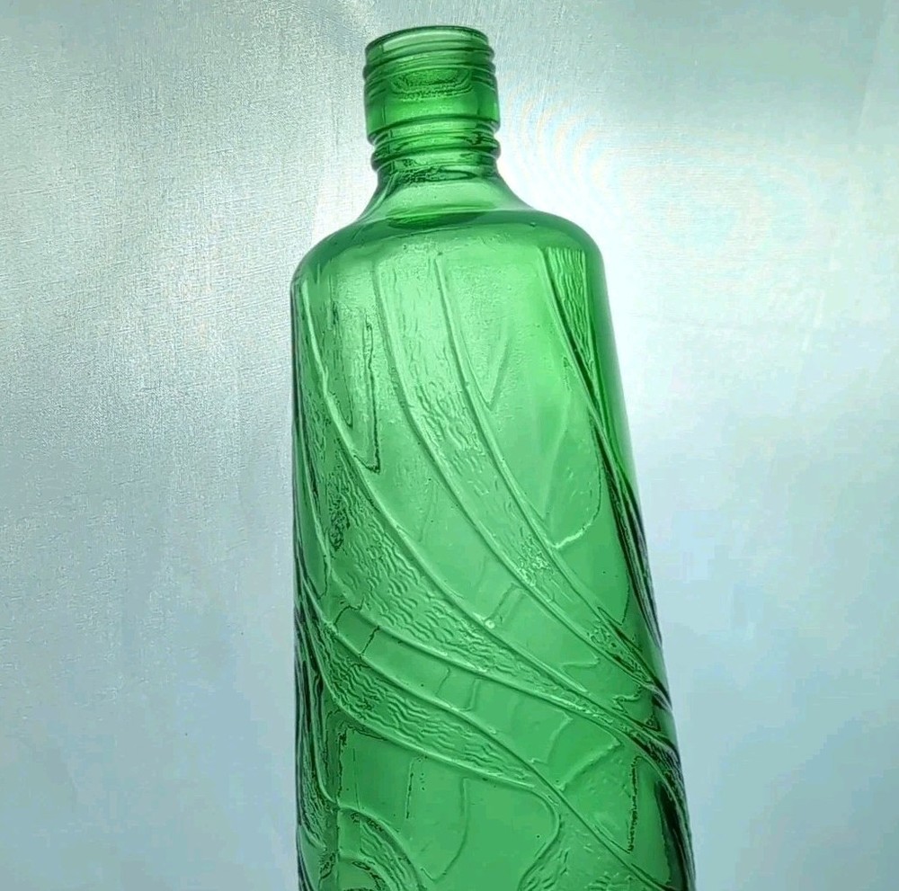 Gallo Ripple Wine Bottle 4/5 Quart Rare Green Glass 10&Prime; Vintage Design 1960&rsquo;s