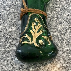 VINTAGE 17”- “CHIANTI” GREEN/GOLD GLASS PISTOL DECANTER-EMPTY