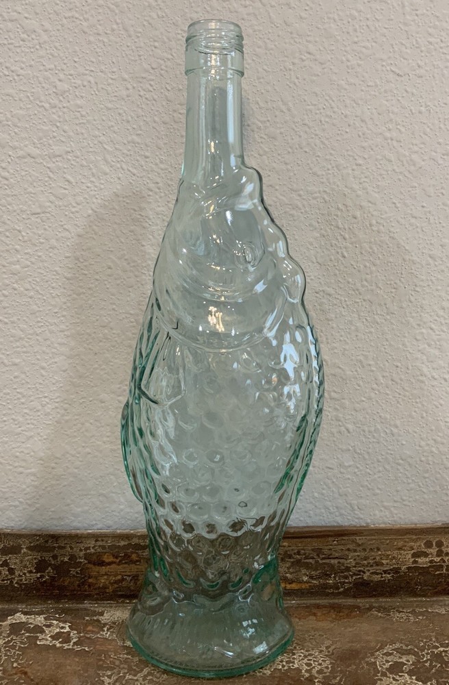 Vtg Empty Italian Fish Shaped Wine Bottle 13&Prime; Pescevino Glass Beach Nautical