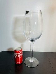 16&Prime; Giant Wine Glass