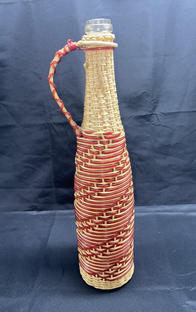 VINTAGE PLASTIC WICKER WRAPPED WINE BOTTLE RED WHITE Spain NO Cap/lid
