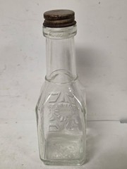 Vintage Manischewitz 2/5 Pint Glass Wine Bottle