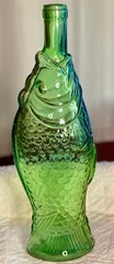 GREEN FISH KOI SHAPED ITALIAN WINE BOTTLE, 1970&rsquo;s DECANTER, 13.5&Prime;, BEAUTIFUL VTG