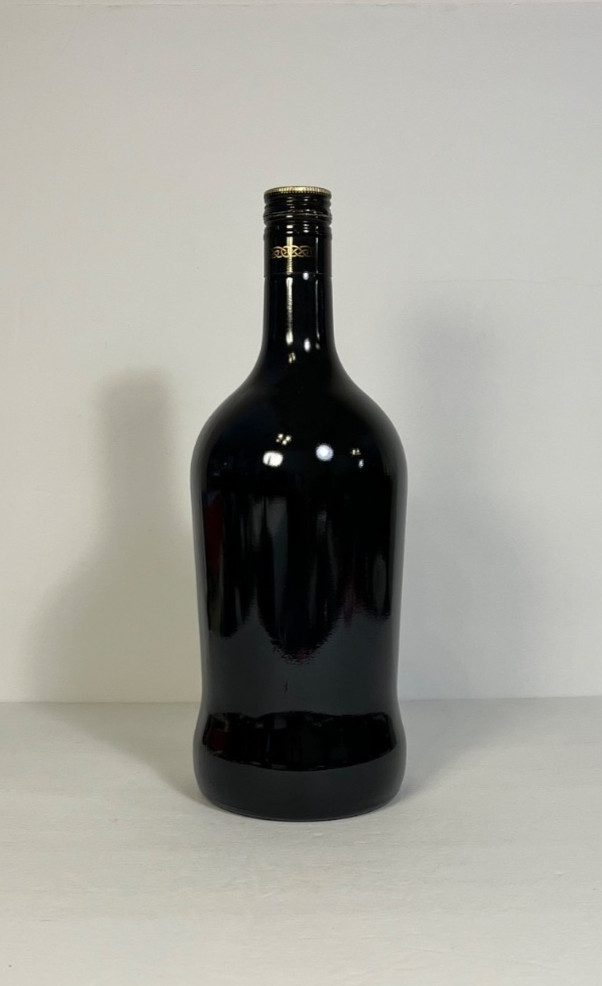 13 x 4” 1.75 Liters Litre LARGE DISPLAY Rum & Irish Theme DESIGN WINE BOTTLE VTG