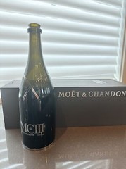 MOET & CHANDON CHAMPAGNE ADVERTISING DISPLAY BOTTLE DUMMY EMPTY