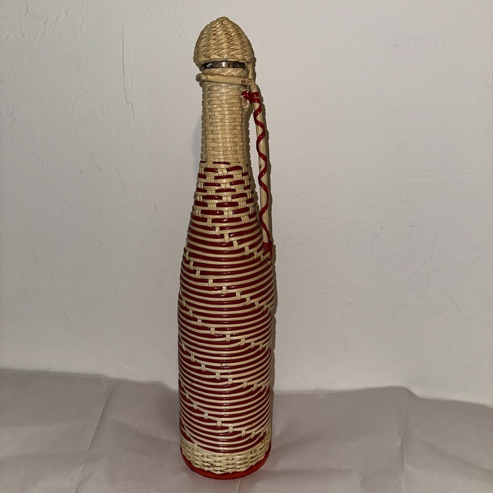 VINTAGE PLASTIC WICKER WRAPPED WINE BOTTLE RED WHITE Spain