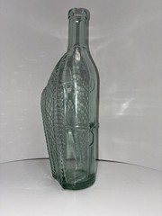 Vintage Ship Wine Bottle Decantor Weave Pattern