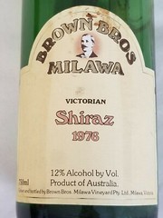 Brown Bros Milawa Shiraz 1976: Collectible Empty Bottle – Vintage Collectible