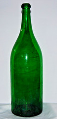 Vintage 14.5&Prime; Emerald Green Glass Bottle Large Magnum Wine Cider Blob Top Decor