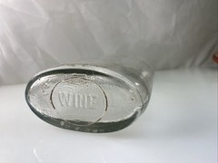Antique Wine Liquor Bottle Clear Pint Owens-illinois Glass Co. Embossed Base