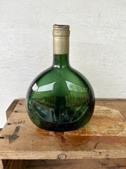 Green Glass Mateus Rose Wine Bottle 1 Pint (Empty & Label Missing) 8”x6” Inch
