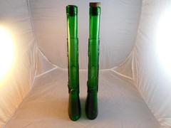2 VINTAGE EMBOSSED DESIGN GUN / RIFLE EMERALD GREEN GLASS WINE BOTTLE 16 »