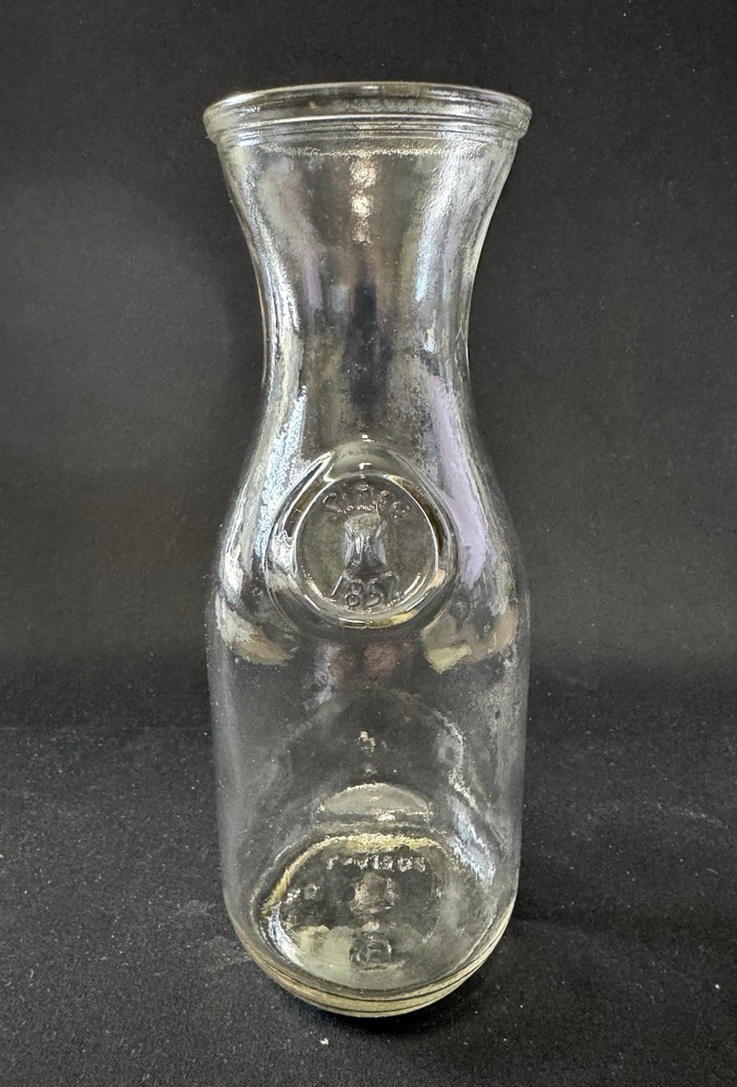 Vintage Paul Masson « Since 1852 » Glass Milk Wine Carafe – Embossed Bottom