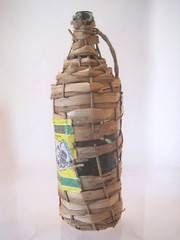 VTG RETSINA~CLASSIC~STRAW WICKER GREEK WINE BOTTLE CLEAR GLASS~3 LTR LITER LABEL