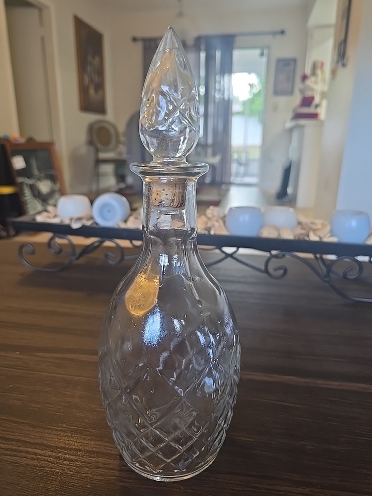 Vintage 1967 Diamond Cut Glass Decanter London Winery Limited Ontario Canada