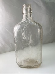 Antique Wine Liquor Bottle Clear Pint Knox Glass Co. 1943 J in Keystone